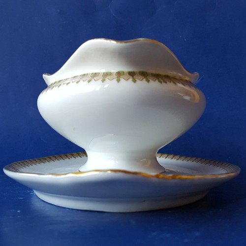 Wm. Guerin & Co Limoges France GUE76 Gravy Boat w/Attached Underplate. Red Green - Picture 5 of 12