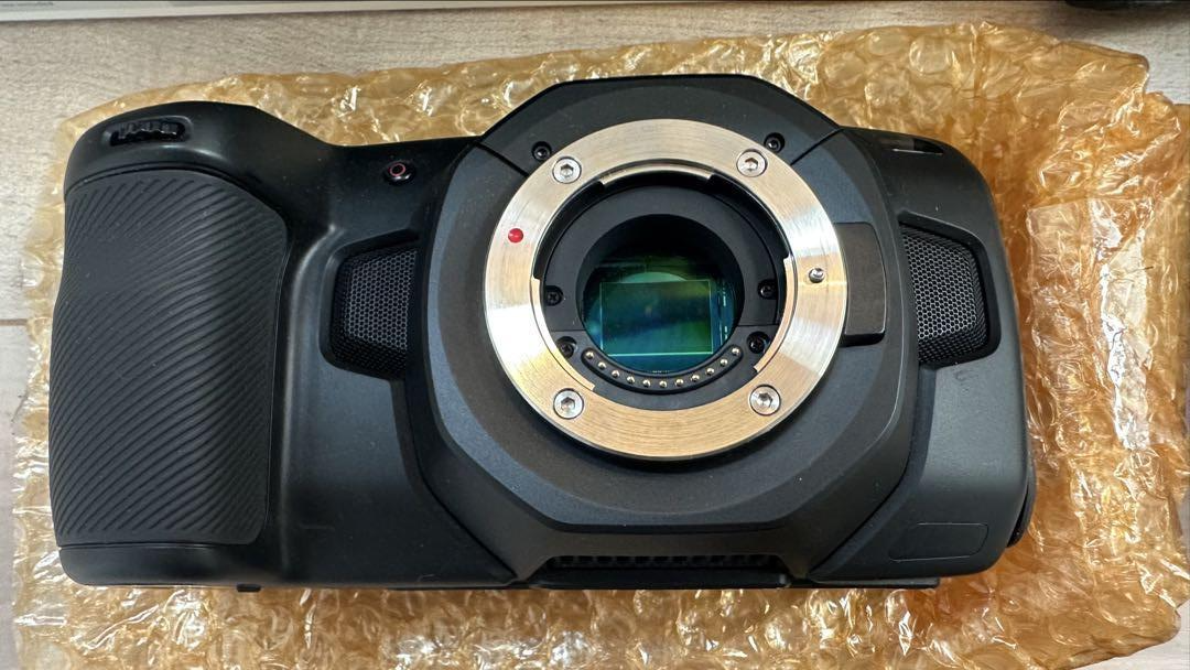 Blackmagic Pocket Cinema Camera 4k BMPCC 4K Black Camcorder MINT