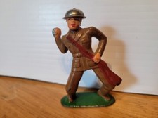 VERY NICE 1930s BARCLAY B76 738 LEAD DIME STORE G.I. SOLDIER BOMB THROWER