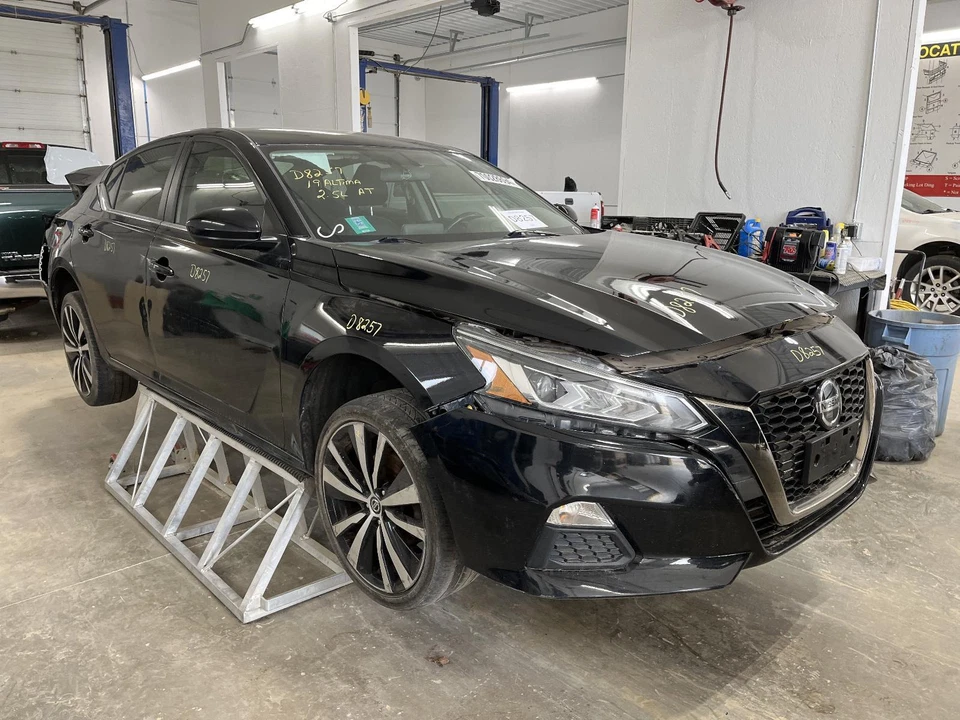 Used Front Left Seat Belt Front fits: 2019 Nissan Altima bucket driver retractor Foto 4 de 4