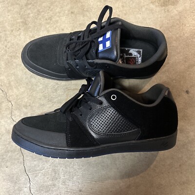 of Sample! ES Accell Slim Arto Saari Men’s