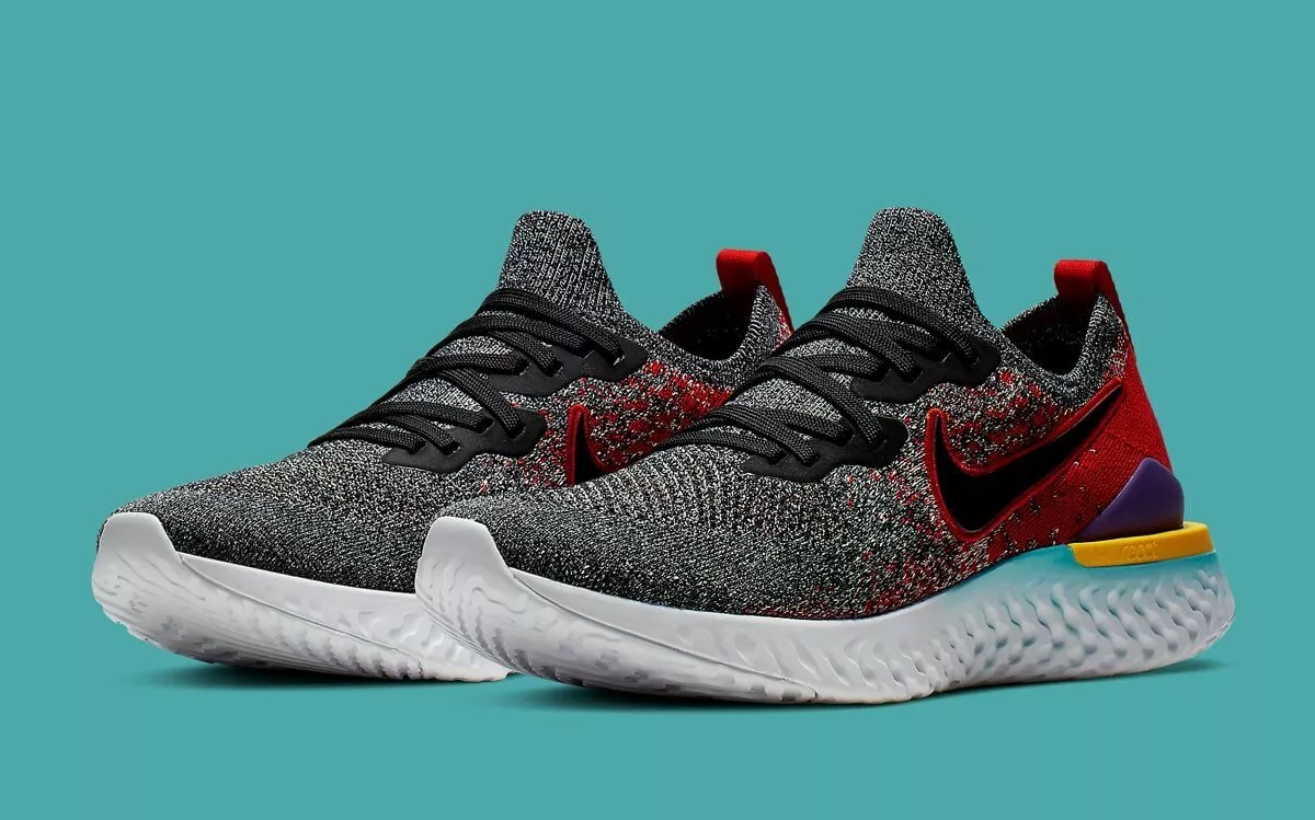 Nike epic deals react flyknit 42