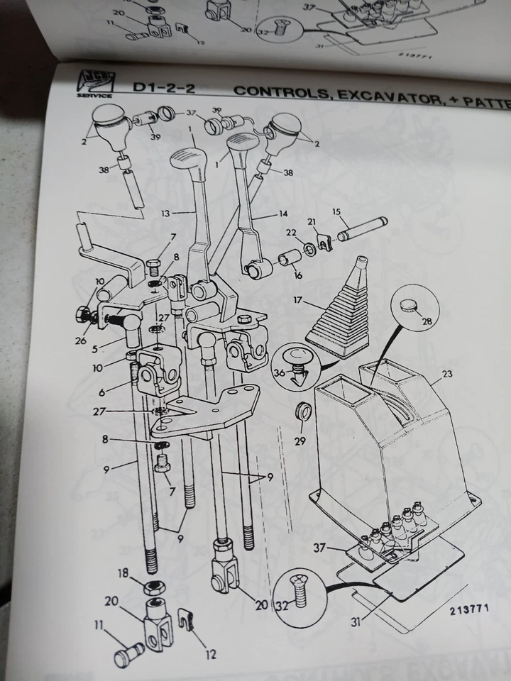Retroescavadeira JCB 217S Series 2 catálogo de peças de fábrica manual S# M430001 UP - Imagem 4 de 4