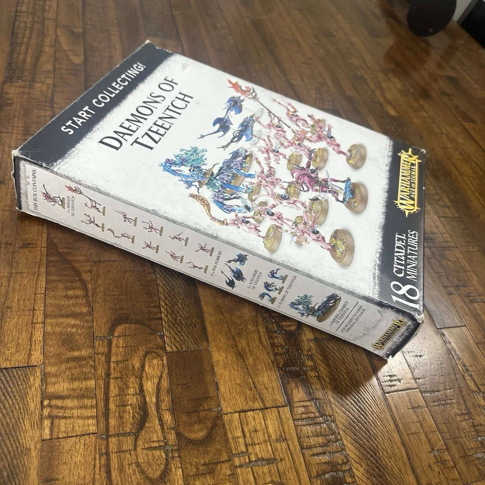 Warhammer AoS Comienza a Coleccionar Demonios de Tzeentch -LOTE DE PIEZAS- Manuales, Bases + Foto 2 de 4