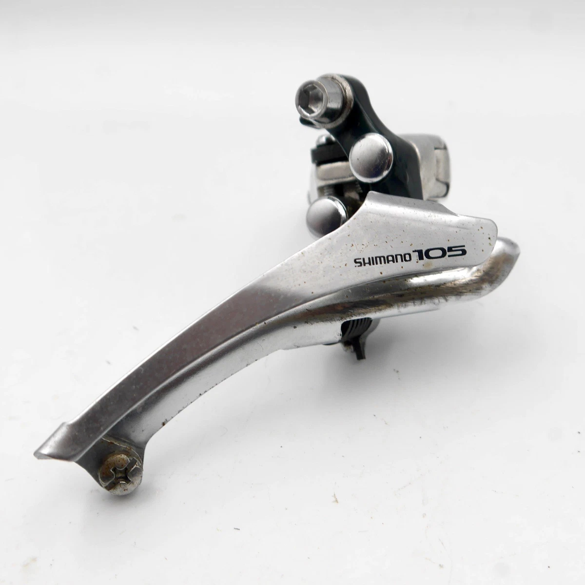 Dérailleur Avant Shimano FD-MC30 Triple – 28.6mm Clamp, Acier Japonais, Occasion