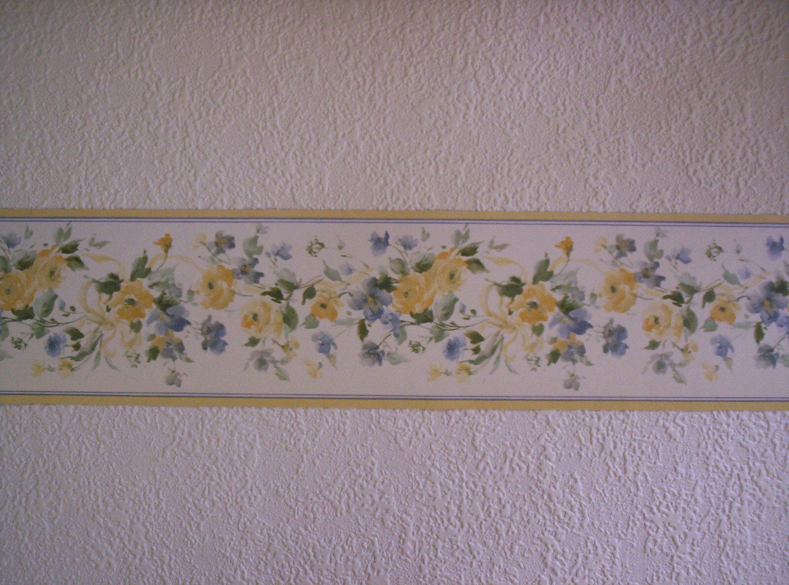 DELIGHTFUL YELLOW AND BLUE FLORAL PREPASTED NARROW WALLPAPER BORDER PP76581 eBay