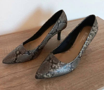 CHAUSSURES escarpins NEUFS – MARRON -BRUN - pointure 39 -GB - GRANDS BOULEVARDS - Photo 1/2