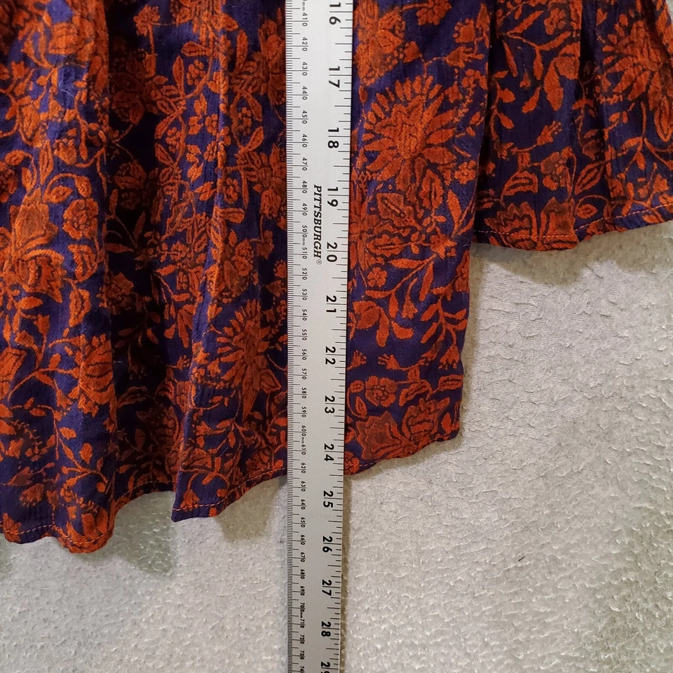 Blusa floral roja mediana O'Neill para mujer manga 3/4 cuello redondo Foto 3 de 4