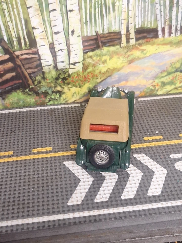 VINTAGE MATCHBOX MODEL OF YESTERYEAR 1945 MG TC %Y-8 MFG. IN 1977 - Image 4 of 4