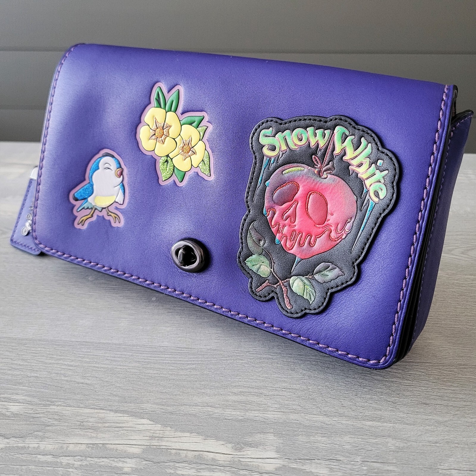 Coach X Disney Snow White Crossbody Dark Fairytale Pu… Gem