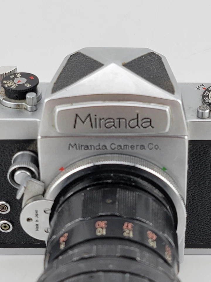 CÁMARA VINTAGE 1960 MIRANDA D 35mm, LENTE SOLIGOR MIRANDA 135mm. Limpio.Sin probar Foto 4 de 4