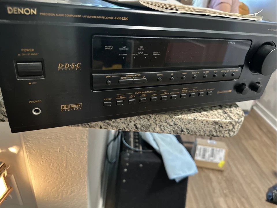 Denon AVR-3200 AV Surround Receiver W Dolby Digital/User Manual Bundle - Image 3 of 4
