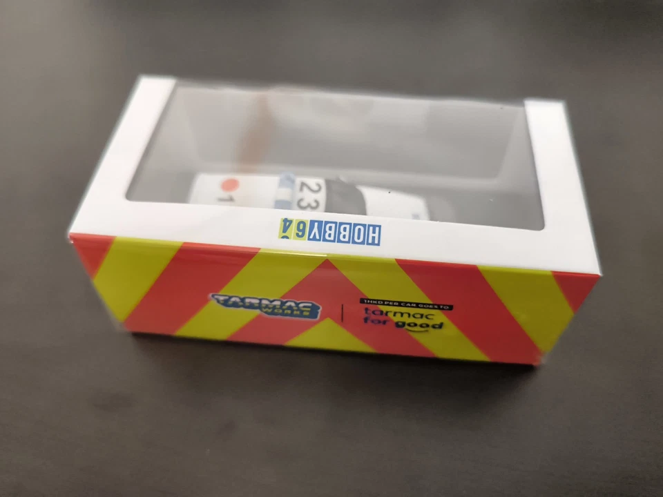 Tarmac Works Neuf sous blister - Volvo 850 Estate Police Car - Photo 3/4