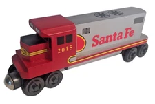 Wooden Whittle Shortline Railroad Santa Fe Warbonnet EMD GP-38 Engine 2015