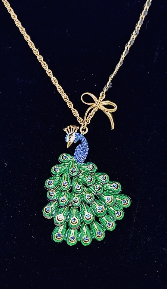 "Collar Betsey Johnson esmalte verde y estrás azul pavo real 17-20""" Foto 2 de 4