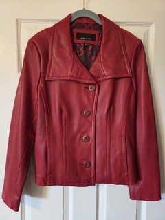 Women's Red Leather Jacket Size Medium Xlnt Cond. JONES Of NEW YORK