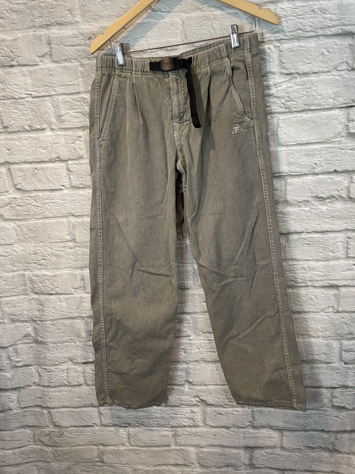 Vintage FILA Mens TREK Cotton Belted Green Hiking Outdoor Pants Sz M
Opens in a new window or tab