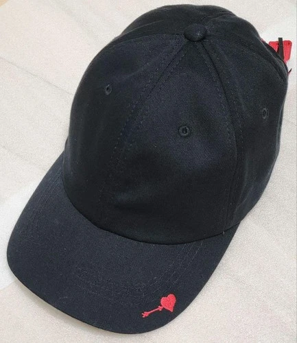 BTS Official LOVE YOURSELF Tour Cap Black Heart Embroidery Kpop Hat From Japan