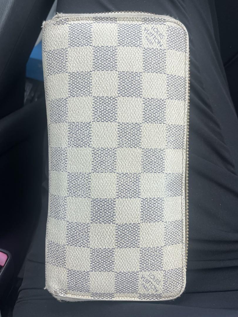 Wallet Authentic First come, first served Louis V… - image 1