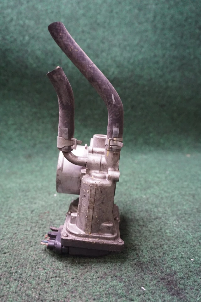 2017 HYUNDAI ACCENT 1.6L corpo do acelerador fabricante de equipamento original 351002B300 41.776 milhas - Imagem 2 de 4