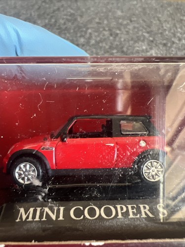 Road Signature 1:72 Die Cast Metal Collection Red/Black Top Mini Cooper S - Picture 9 of 9