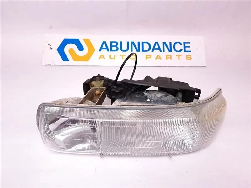 左侧头灯适合雪佛兰 SUBURBAN 2000 - 2006 — 第 4/4 张图片