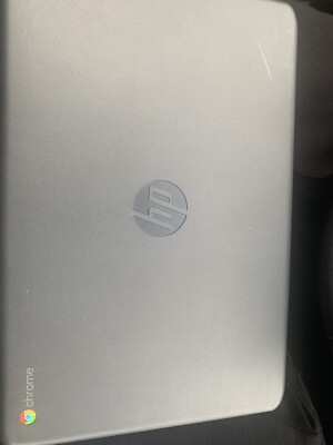 HP Chromebook 14-ca061dx 14 in. 32GB Intel Celeron N3350  2.40GHz, 4GB Laptop -