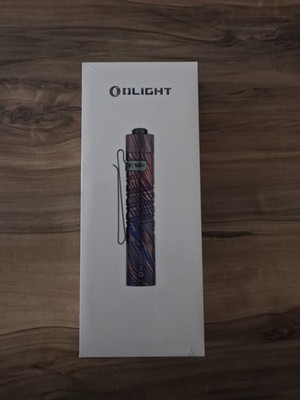 Olight I5T EOS Titanium Damascus Limited Edition Original Verpackt Ungeöffnet