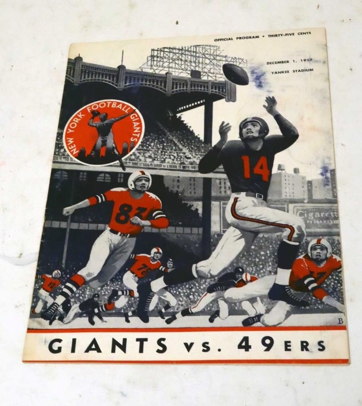 1957 New York Giants vs. San Francisco 49ers Official Program — Yankee Stadium,