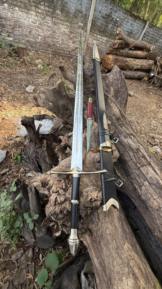Espada vikinga de hoja de acero al carbono hecha a mano personalizada, espada de caza, espada medieval Foto 4 de 4