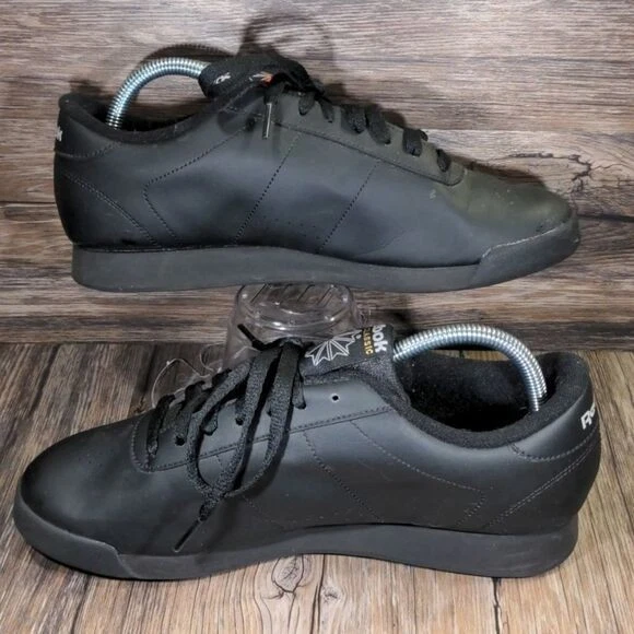 Reebok Classics Black Women's Size 10 - Image 3 of 4