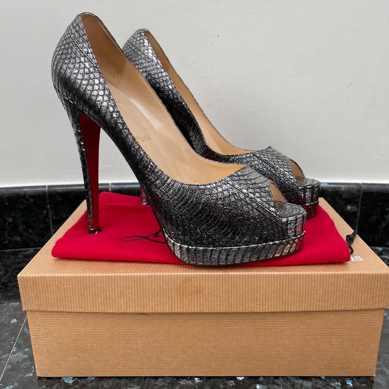 CHRISTIAN LOUBOUTIN ALTADAMA PEWTER SILVER PYTHON PLATFORM PEEP TOE 140cm SZ 39