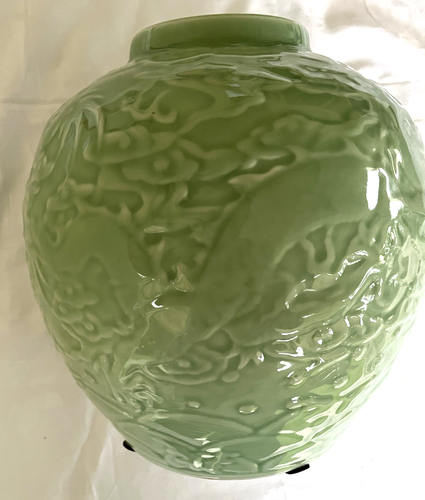 Vintage GUMP'S GUMPS Large Green Celadon Dragon Cloud Porcelain Vase Raise Motif - Picture 15 of 17