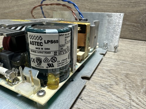Delta Tau UMAC AC Power Supply Artesyn LPS65 - Picture 4 of 8