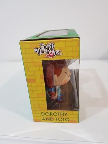 Funko Vynl The Wizard of Oz Dorothy and Toto & The Scarecrow - Picture 3 of 4
