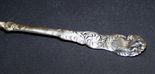 Waldo HE - RIALTO TWIST HANDLE BUTTER KNIFE -Holmes & Edwards 1894 - Sliverplate - Picture 5 of 10