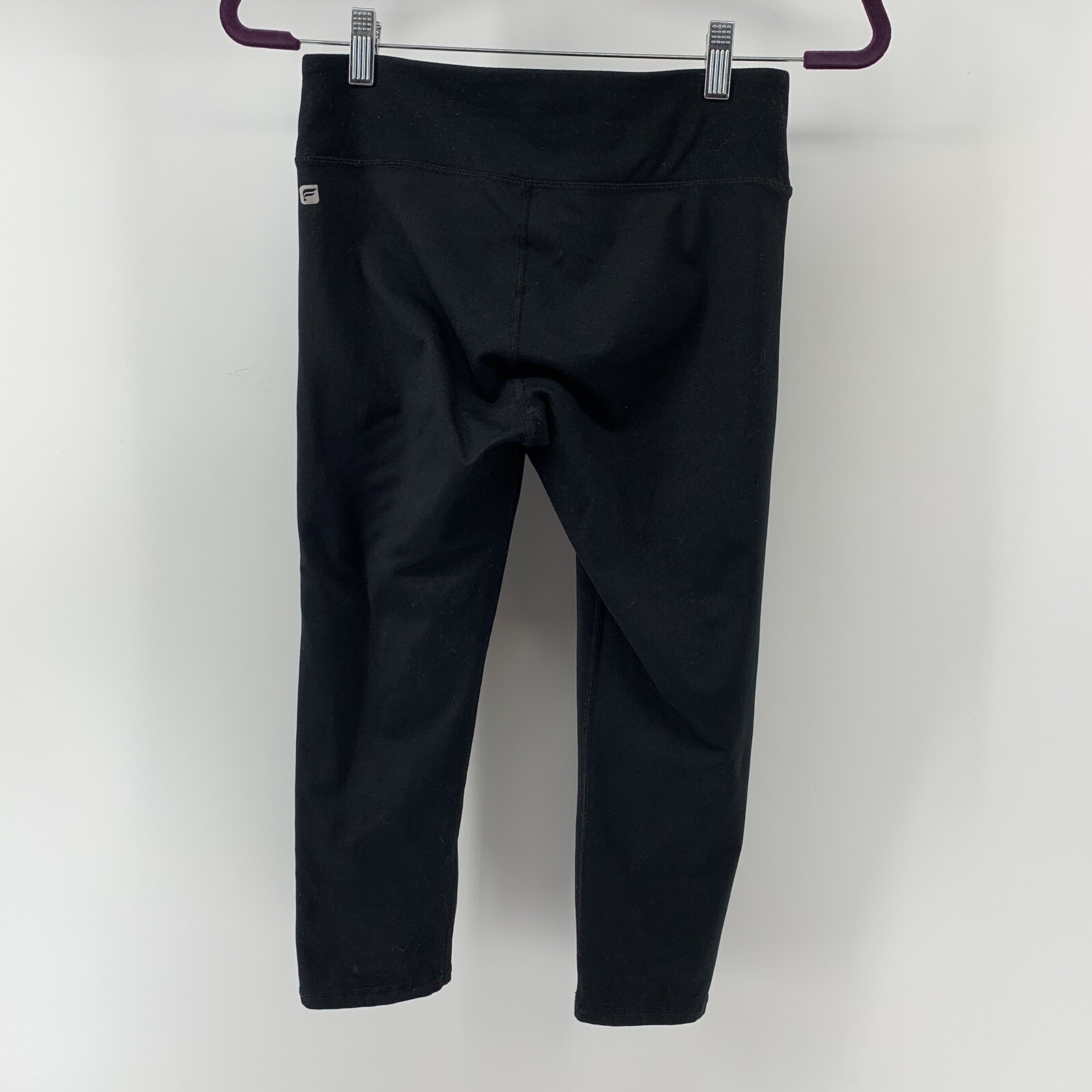 Fabletics Solid Black Cropped Athletic Leggings Y… - image 3