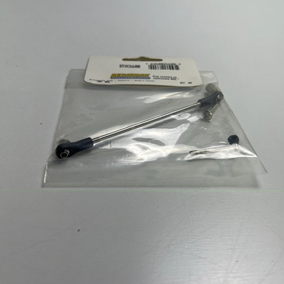 Duratrax Brace Chassis Rear DTXC6600 NOS - Image 3 of 3
