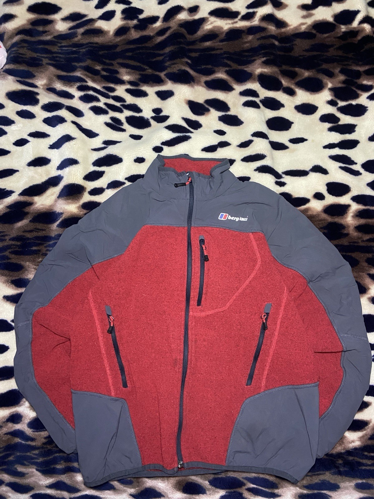 Berghaus Men’s Zip-Up Fleece Jacket