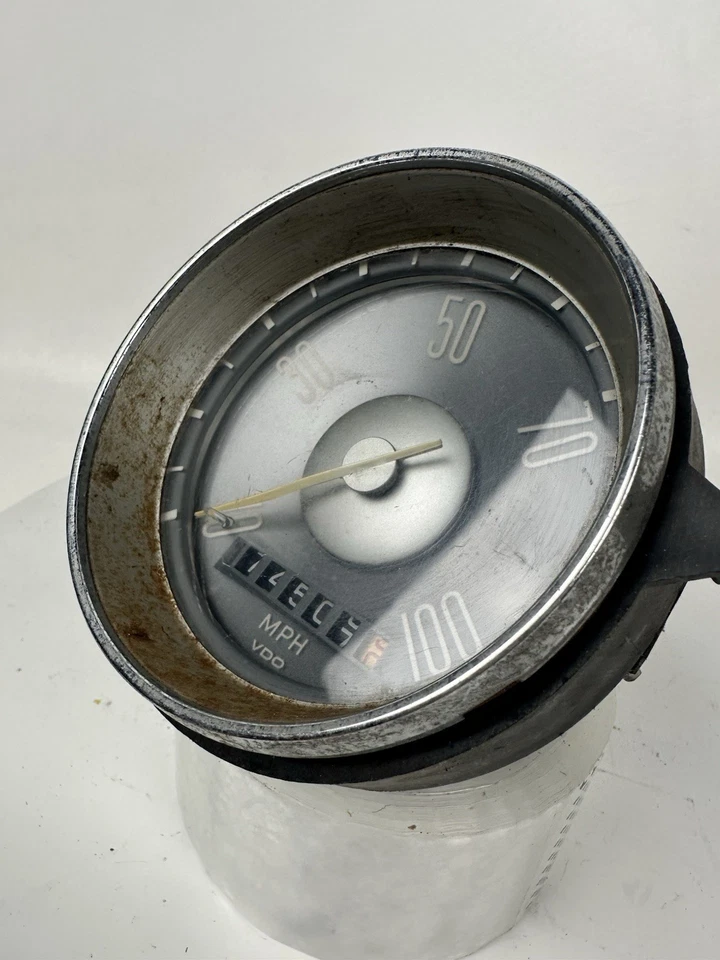 Vintage VW Volkswagen Type 3 Speedometer Fastback Squareback Notchback  - Image 3 of 4