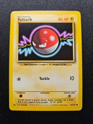 VOLTORB - 67/102 - Base Set - Pokemon Card - LP