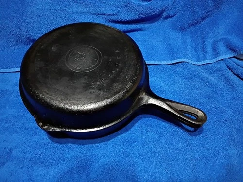 Griswold Cast Iron #80 Deep Double Skillet with Hinged Lid No Wobble