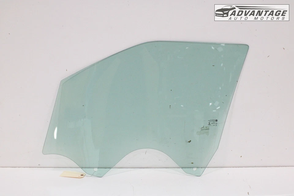 Chevrolet Blazer 2019-2025 puerta delantera derecha del lado del pasajero ventana vidrio OEM Foto 2 de 4