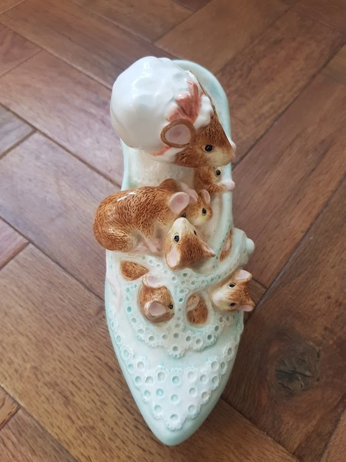 Peter Rabbit Posting a Letter Money Bank