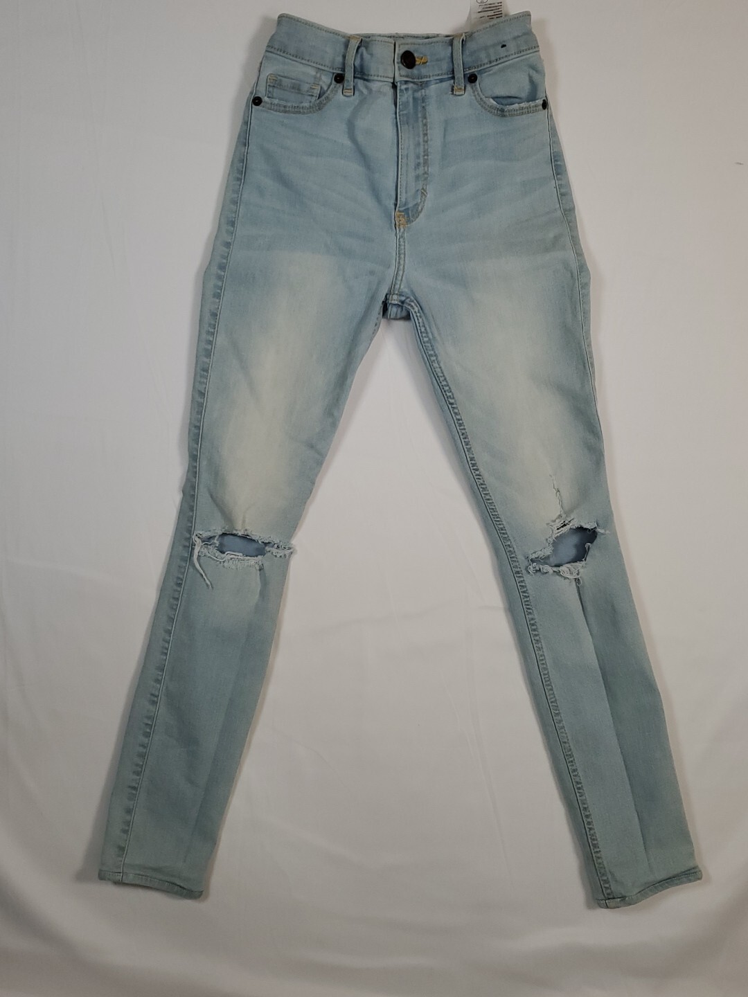 Picture 9 of 24
