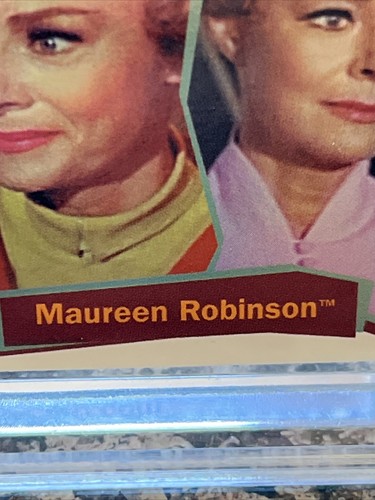 THE COMPLETE LOST IN SPACE CHARACTER INSERT #2 JUNE LOCKHART AS MAUREEN ROBINSON - Picture 3 of 4