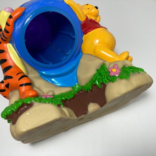 Dispensador de tazas desechables Winnie The Pooh And Tigger Too Honey Pot Dixie - Imagen 8 de 10