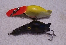 031725 VINTAGE LOT OF 2 EDDIE POPE HOT SHOT LURE  M-5 AND M-3