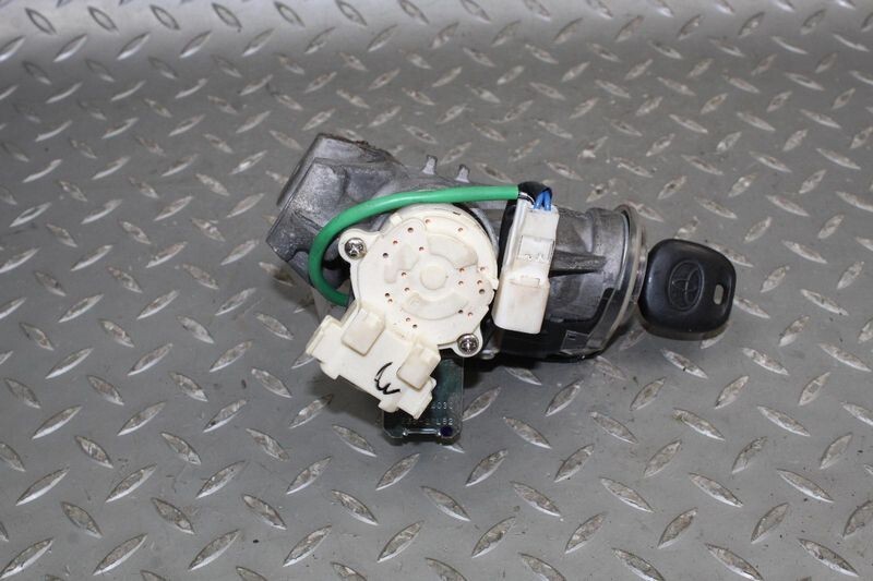 DIGNOケ―タイ4A203KC OEM 2003-2006 Toyota Tundra Ignition Lock Cylinder Assembly for