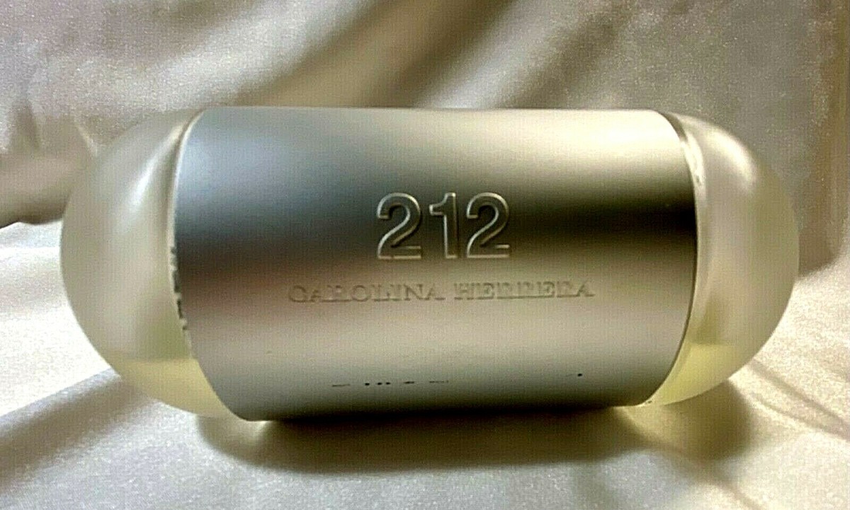 nchan Carolina Herrera 212 Cologne for Men, 3.4 Oz, Grapefruit